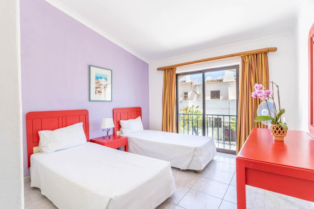 Pateo Apartments (Adults Only) Albufeira Luaran gambar